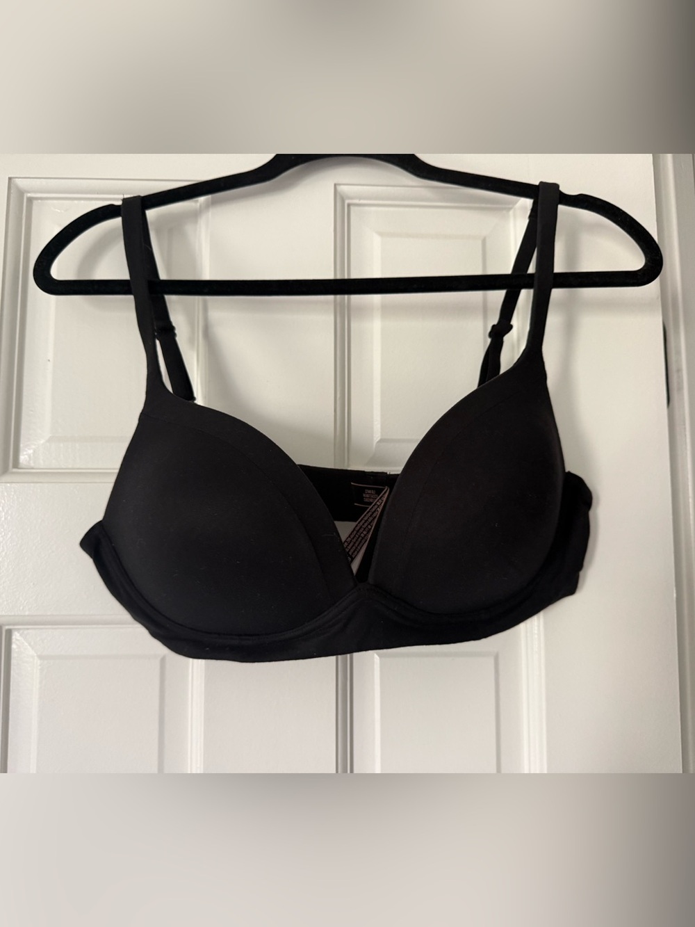 Victoria's Secret Black Padded T-Shirt Bra